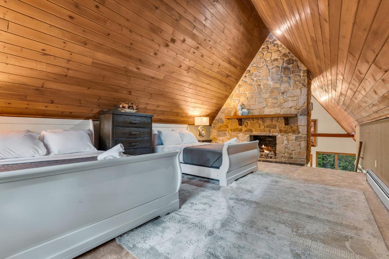 Star Gazer Luxury A-frame Wood Cabin. Near York/harrisburg/hershey/lancaster Holiday home